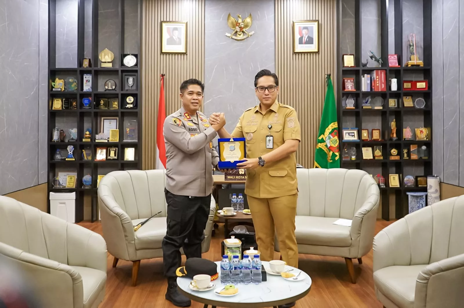 Rico Waas Terima Kapolres Pelabuhan Belawan, Bahas Kondusivitas Wilayah