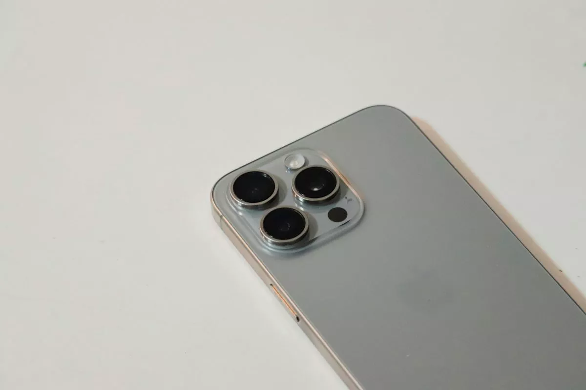 Turun Banyak, Ini Harga IPhone 13 di Erafone Terbaru