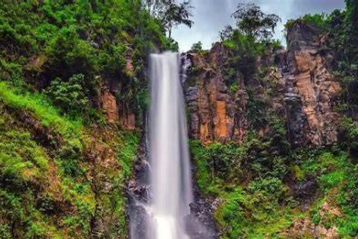 Pesona 7 Air Terjun Sulawesi Selatan yang Memikat untuk Wisata Alam