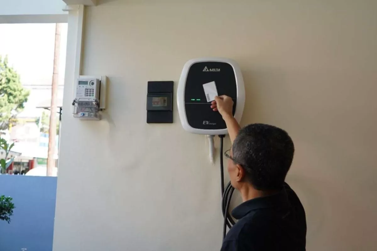 Home Charging Jadi Kunci Utama Adopsi Kendaraan Listrik
