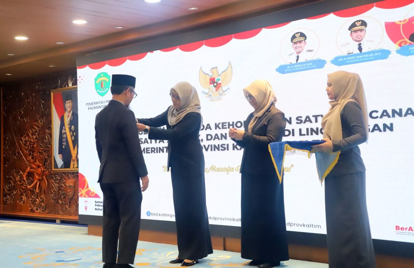 Apresiasi Dedikasi: Pemprov Kaltim Anugerahkan Satyalancana Karya Satya kepada 445 ASN