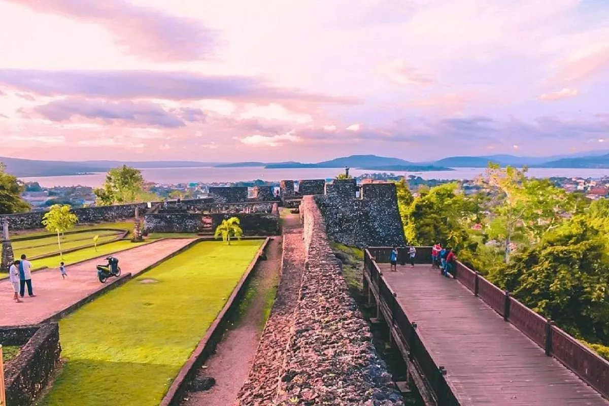 Benteng Keraton Buton, Benteng Terluas di Dunia Versi Guinness Book