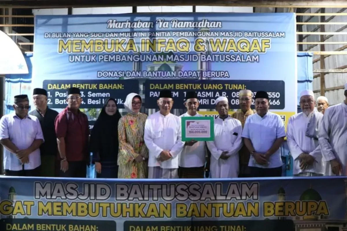 Safari Ramadan 1447H: Wali Kota Pontianak Ajak Warga Banjar Serasan Jadikan Ramadan Momentum 