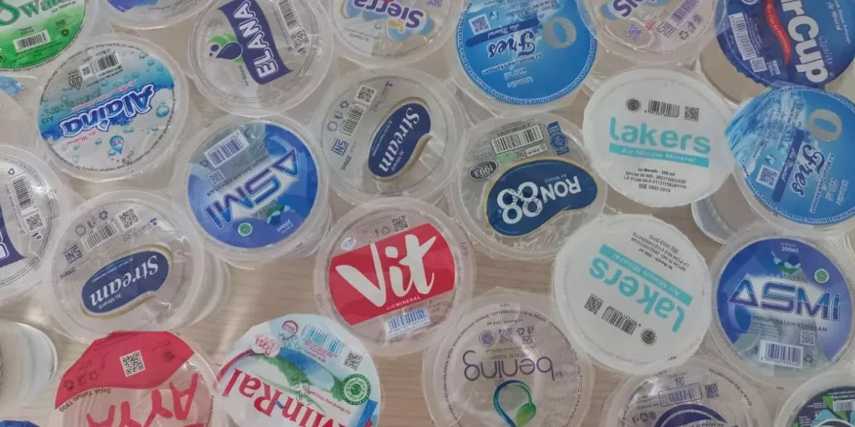Peluang Usaha Air Minum Gelas: Rincian Modal dan Langkah Awal