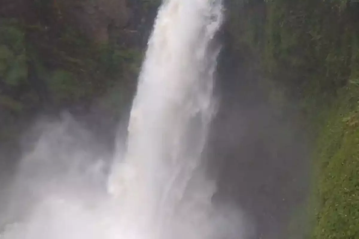 Menelusuri 7 Air Terjun Paling Menawan di Jambi