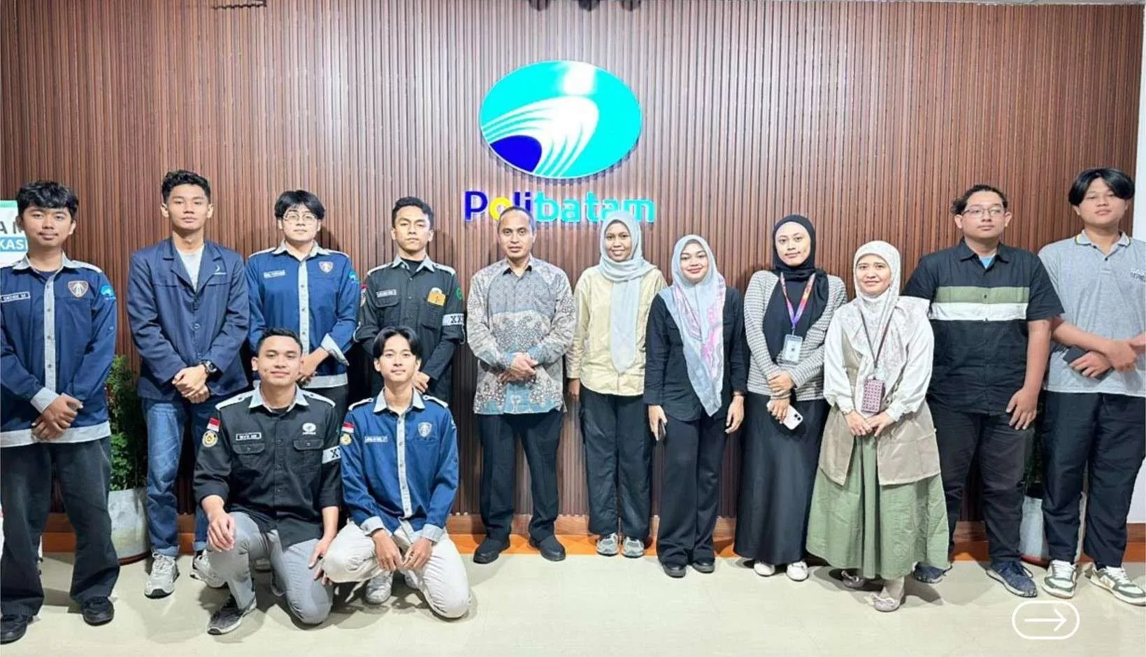 Mahasiswa Polibatam Berlaga di Ajang Robotika Internasional Singapura 2026