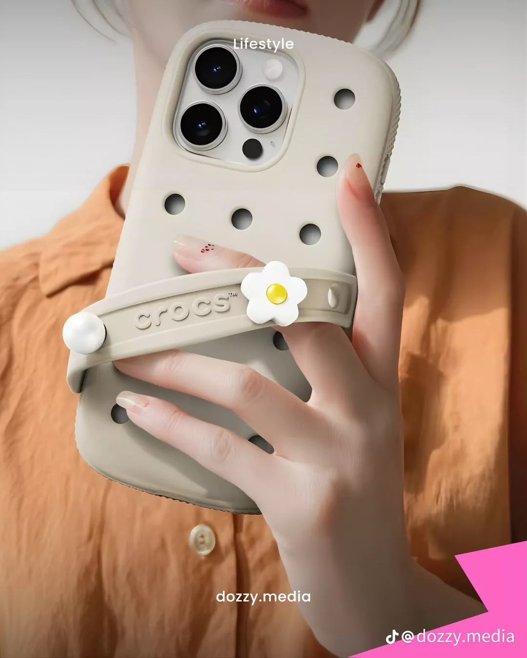 Crocs Resmi Masuk Bisnis Casing HP, Bawa Gaya Ikonik ke Dunia Gadget