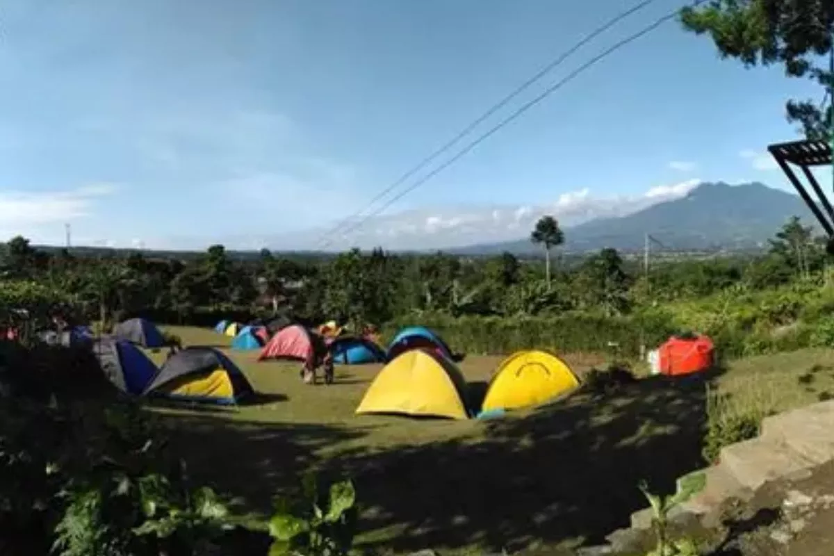 Mau Camping Hemat? Ini 12 Tempat Terjangkau di Bogor dan Puncak