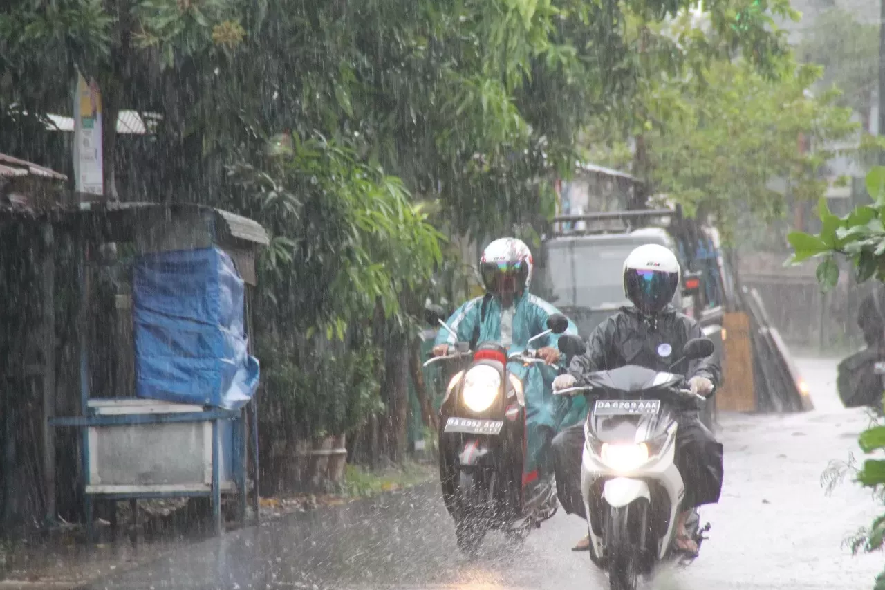 Cuaca Ekstrem Berpotensi Terjadi BPBD Kalimantan Selatan Perkuat Kesiapsiagaan