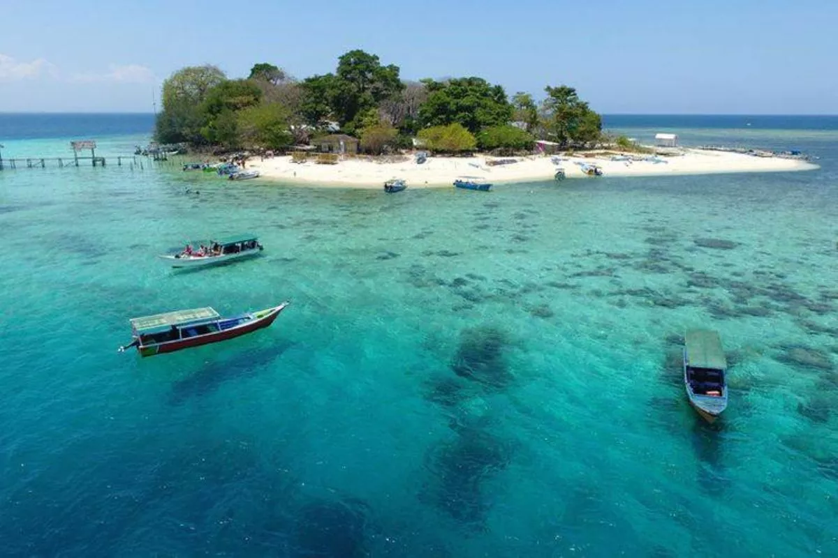 Pesona Pulau-Pulau Sulawesi Selatan untuk Liburan Bahari
