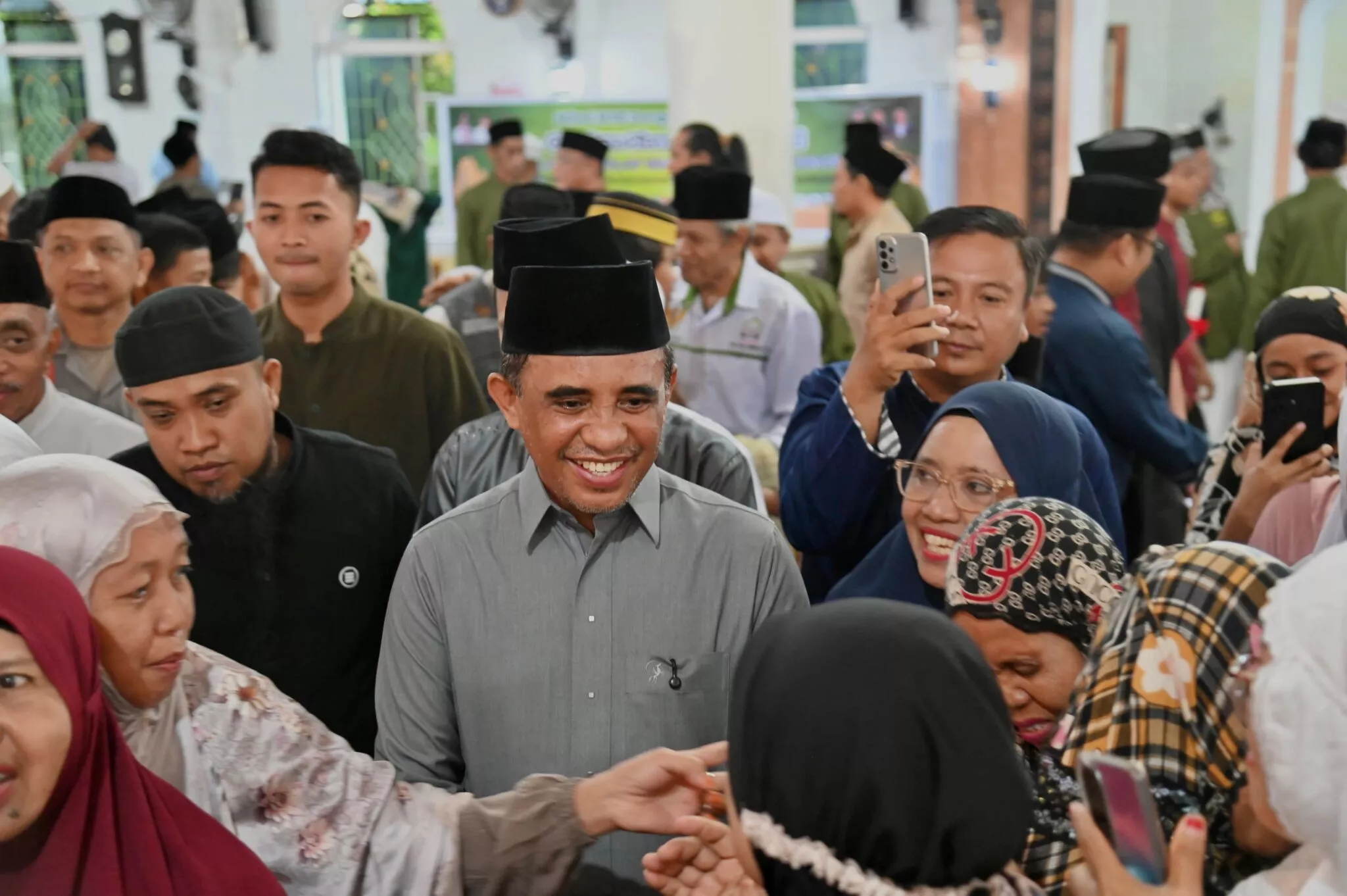 Luncurkan Gerakan Siswa Cinta Masjid, Sulteng Bidik Generasi Berkarakter Lewat Subuh Berjamaah