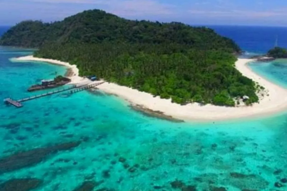 5 Pulau Cantik di Kepulauan Riau yang Wajib Dijelajahi