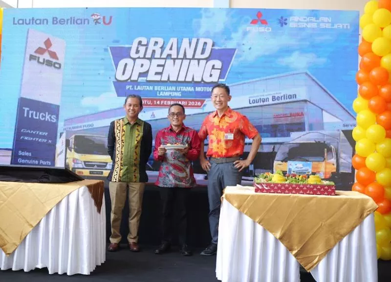 Fuso Perkuat Logistik Sumatera, Diler Baru di Bandar Lampung Resmi Beroperasi