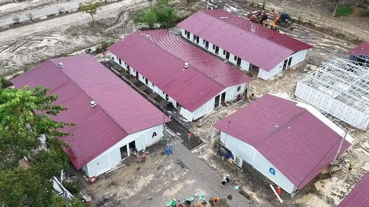 Menteri PU Pastikan Huntara untuk Korban Bencana Selesai Tepat Waktu