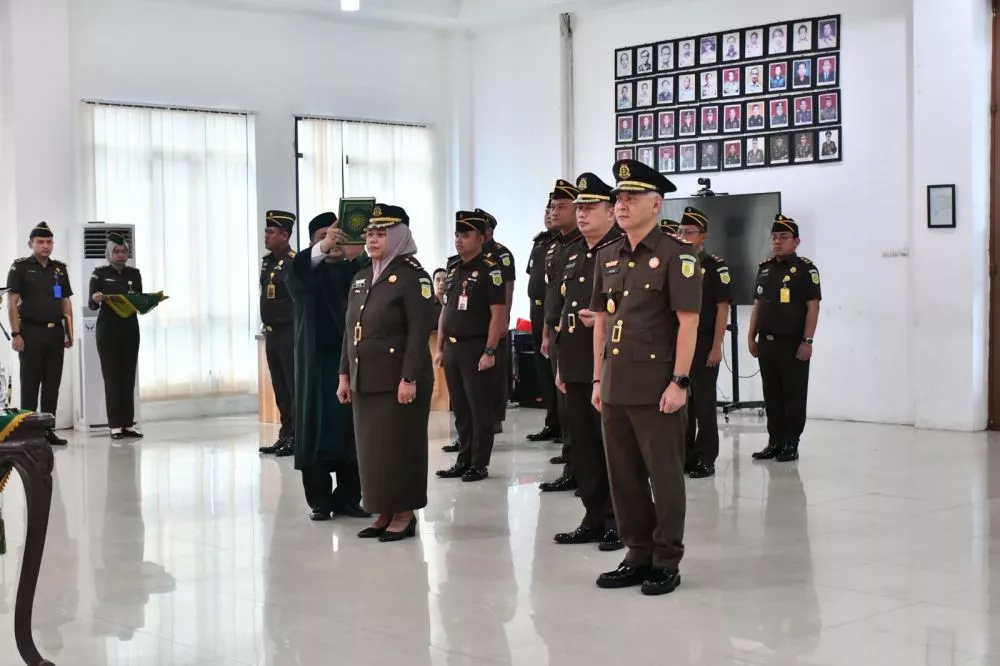 Kajati Jambi Resmi Lantik Asdatun dan Kajari Bungo yang Baru