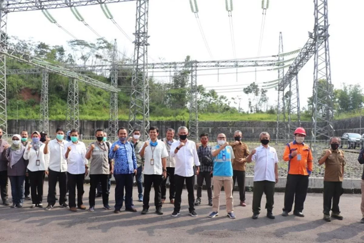 Listrik Jampang Kulon Dorong Pertumbuhan Ekonomi Baru