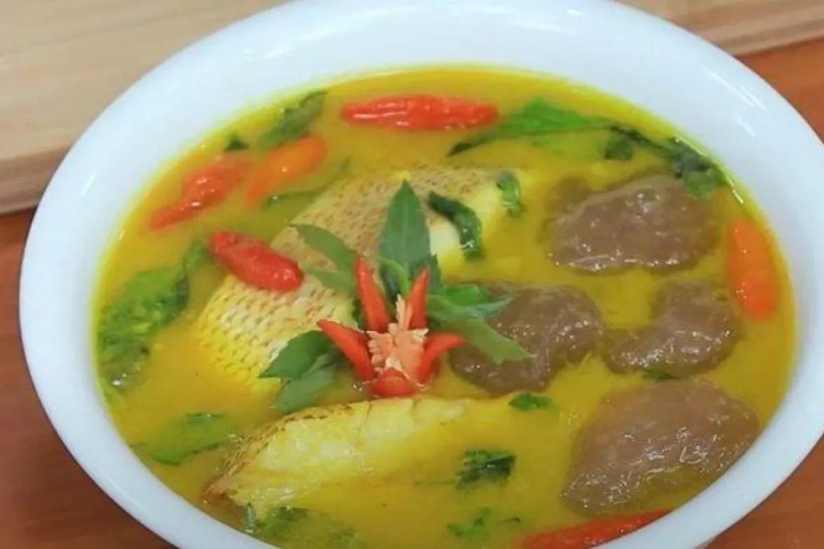 Papeda Ikan Kuah Kuning Maluku, Hidangan Sagu Autentik nan Lezat