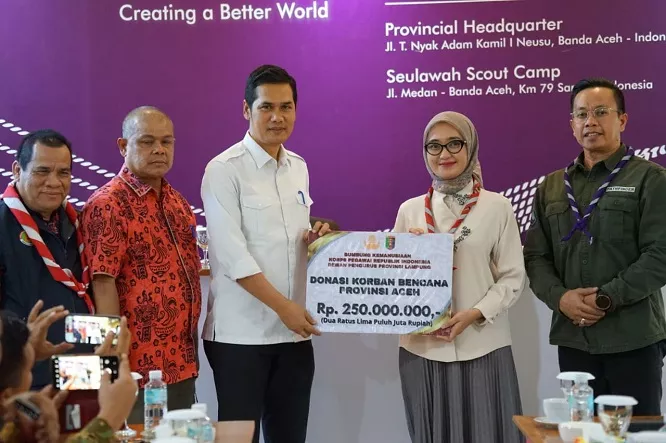 Solidaritas Lampung untuk Aceh, Wagub Salurkan Bantuan Rp500 Juta bagi Korban Bencana