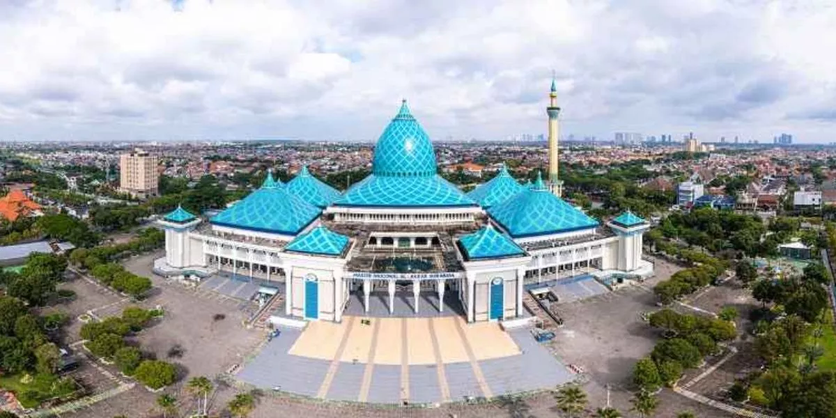 Daftar 11 Masjid Terbesar Indonesia, Megah dan Penuh Sejarah