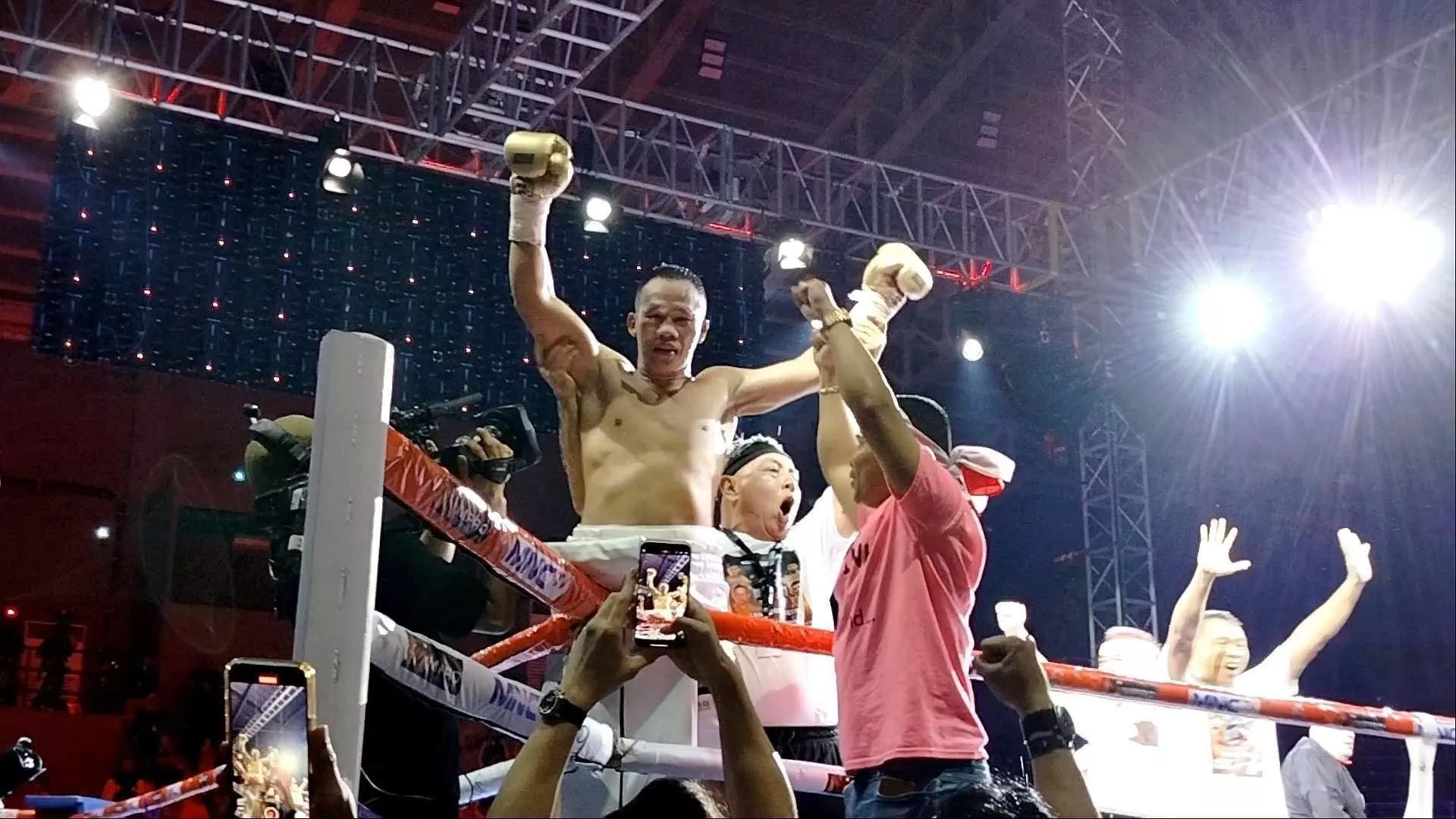 Daud Yordan Melangkah dari Ring Tinju ke Panggung Pembinaan Olahraga Kalimantan Barat