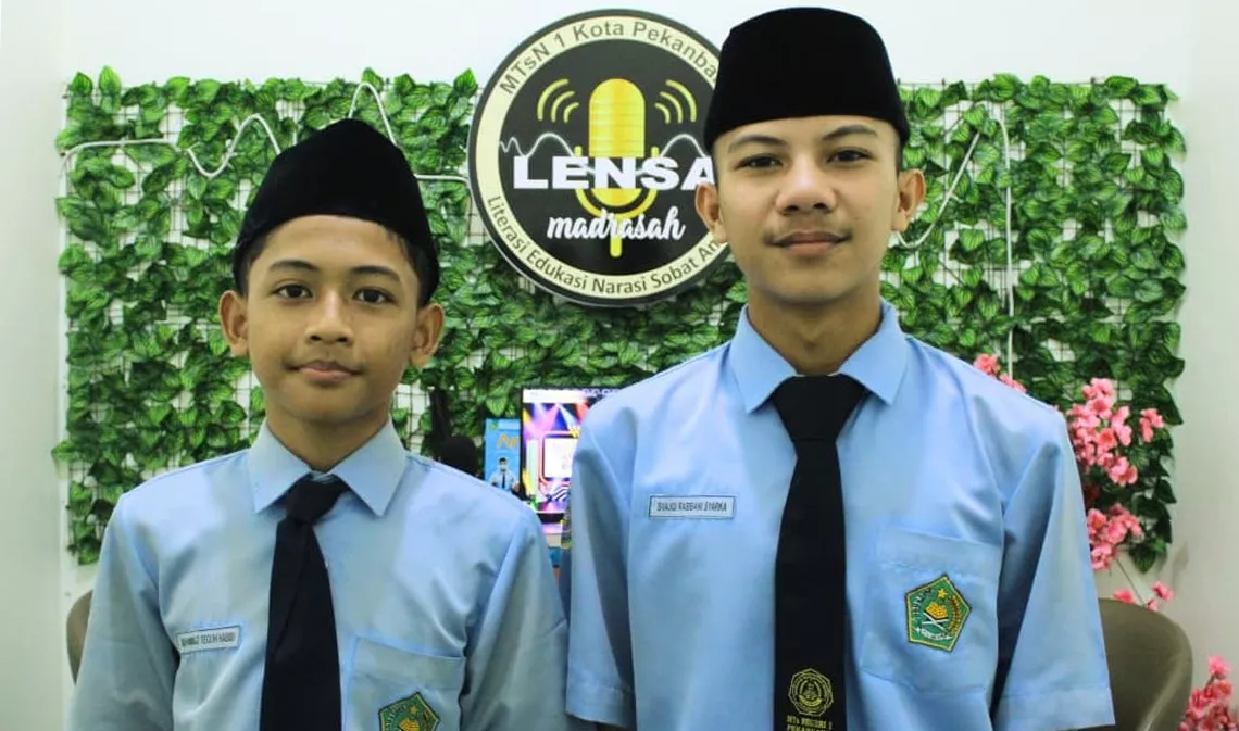 Dua Siswa MTsN 1 Pekanbaru Juara 2 Pantomim FLS3N Nasional 2026