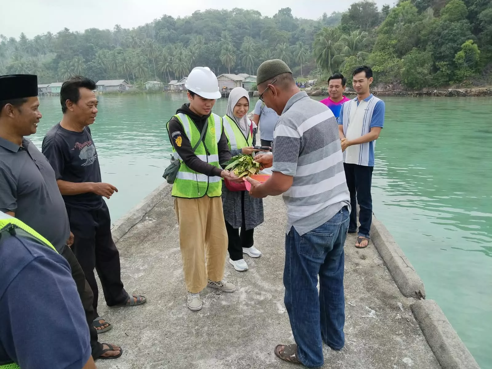 Syukuran Tepuk Tepung Tawar Iringi Mulainya Proyek Kampung Nelayan Mampok