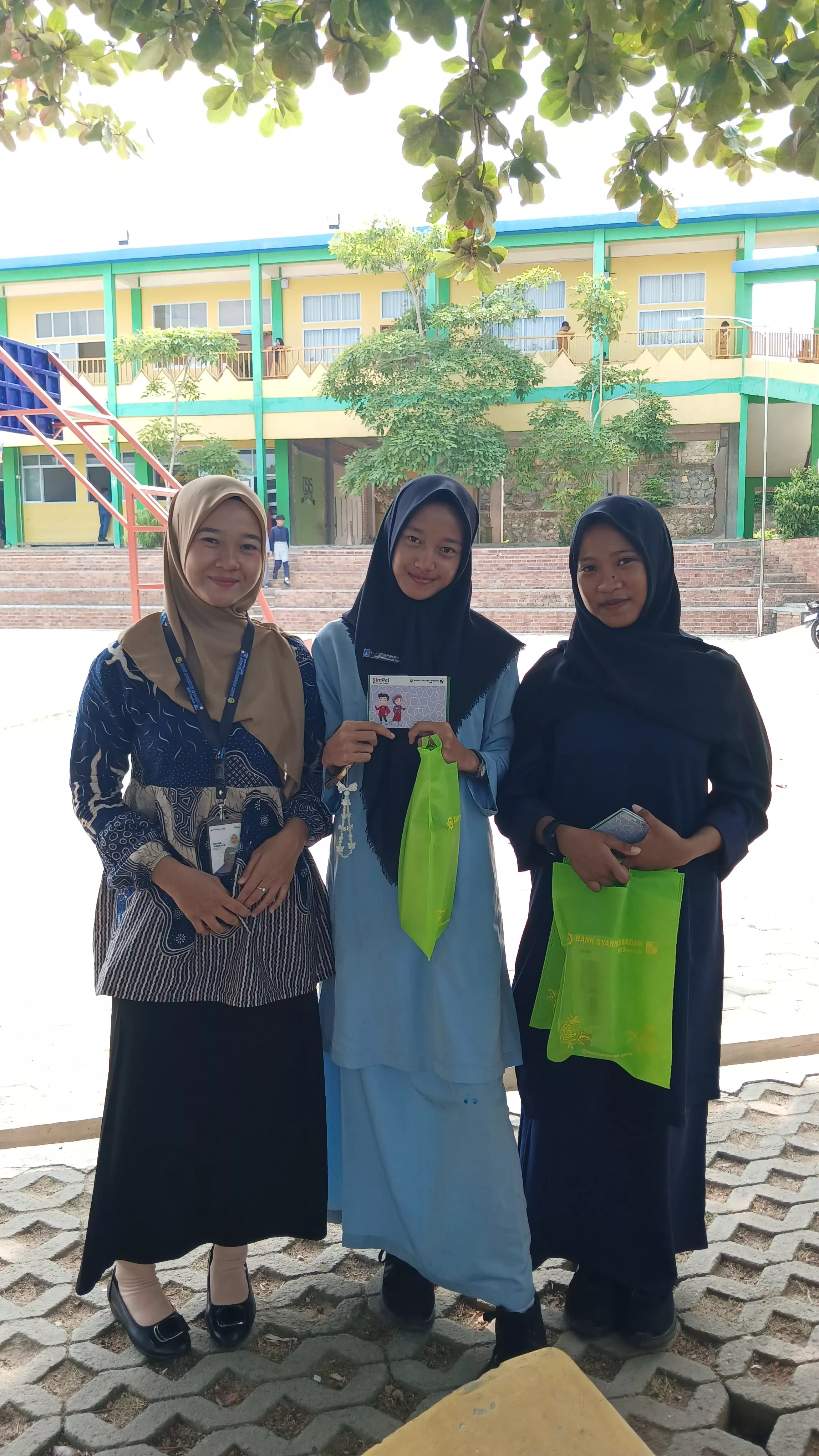 BPRS Syarikat Madani Monitor Kembali Program Literasi Keuangan di SMKN 1 Tanjungpinang